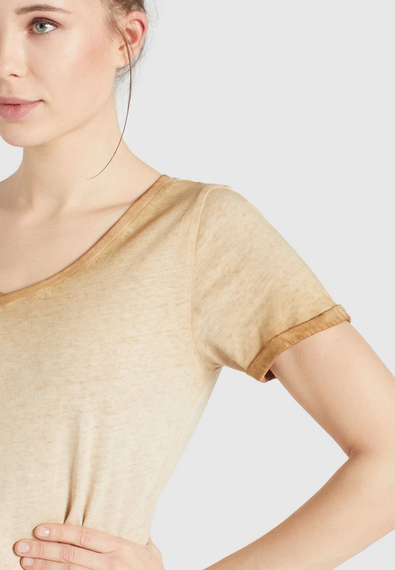 Khujo BARU - T-shirt Basic - Sand, Donna 6 Khujo BARU - T-shirt Basic - Sand, Donna - immagine 4