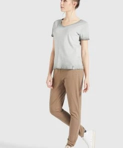 Khujo BARU - T-shirt Basic - Grau, Donna 18 Khujo BARU - T-shirt Basic - Grau, Donna -Offerte khujo Negozio bc1fdd96a5484181a59e2a04e0be30a8