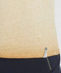 Khujo BARU - T-shirt Basic - Sand, Donna 19 Khujo BARU - T-shirt Basic - Sand, Donna -Offerte khujo Negozio d18b6252691645adb025469a5f3774a1