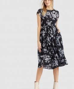 Khujo LOUANNA - Tuta Jumpsuit - Black, Donna 10 Khujo LOUANNA - Tuta Jumpsuit - Black, Donna -Offerte khujo Negozio db73aba025ac49868579185fb10250d9