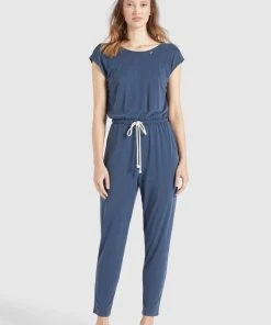 Khujo RAMONE - Tuta Jumpsuit - Dunkelblau, Donna 15 Khujo RAMONE - Tuta Jumpsuit - Dunkelblau, Donna -Offerte khujo Negozio e875cce931f742589f452b9ff0d7bdae