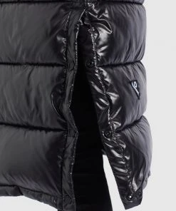 Khujo MAGNETA SHINY - Smanicato - Schwarz, Donna 15 Khujo MAGNETA SHINY - Smanicato - Schwarz, Donna -Offerte khujo Negozio f0a6607069d34fd9924910e023c7d08a